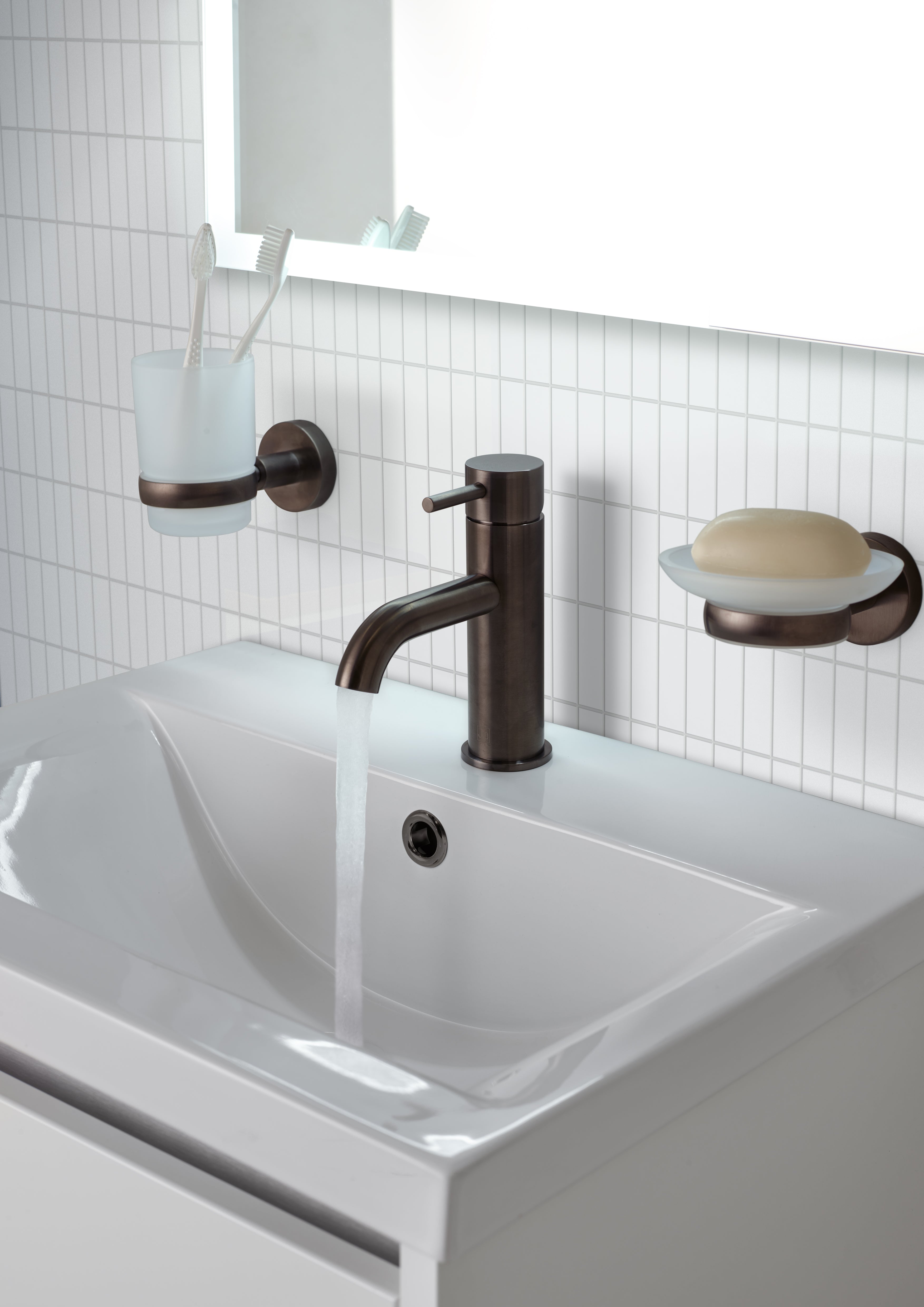 VOS SINGLE LEVER BASIN MIXER