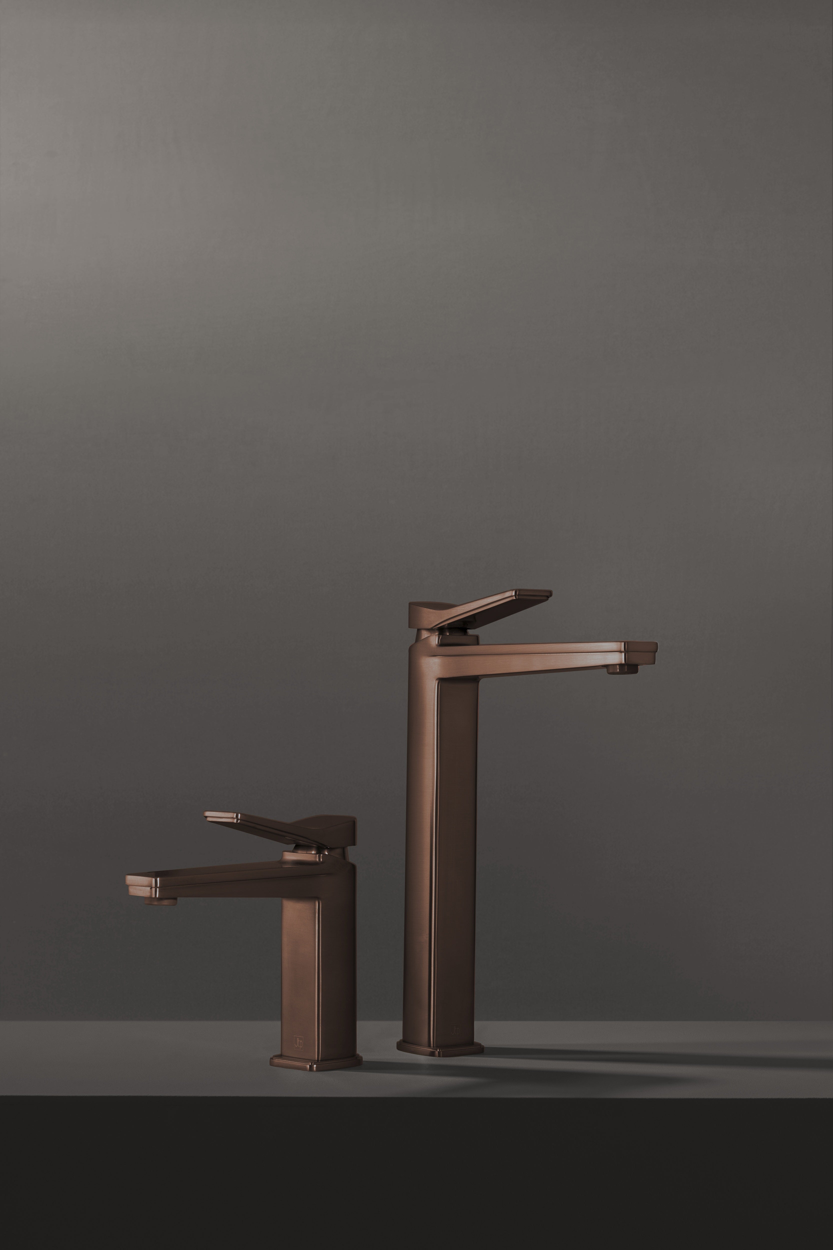 HIX TALL SINGLE LEVER BASIN MIXER