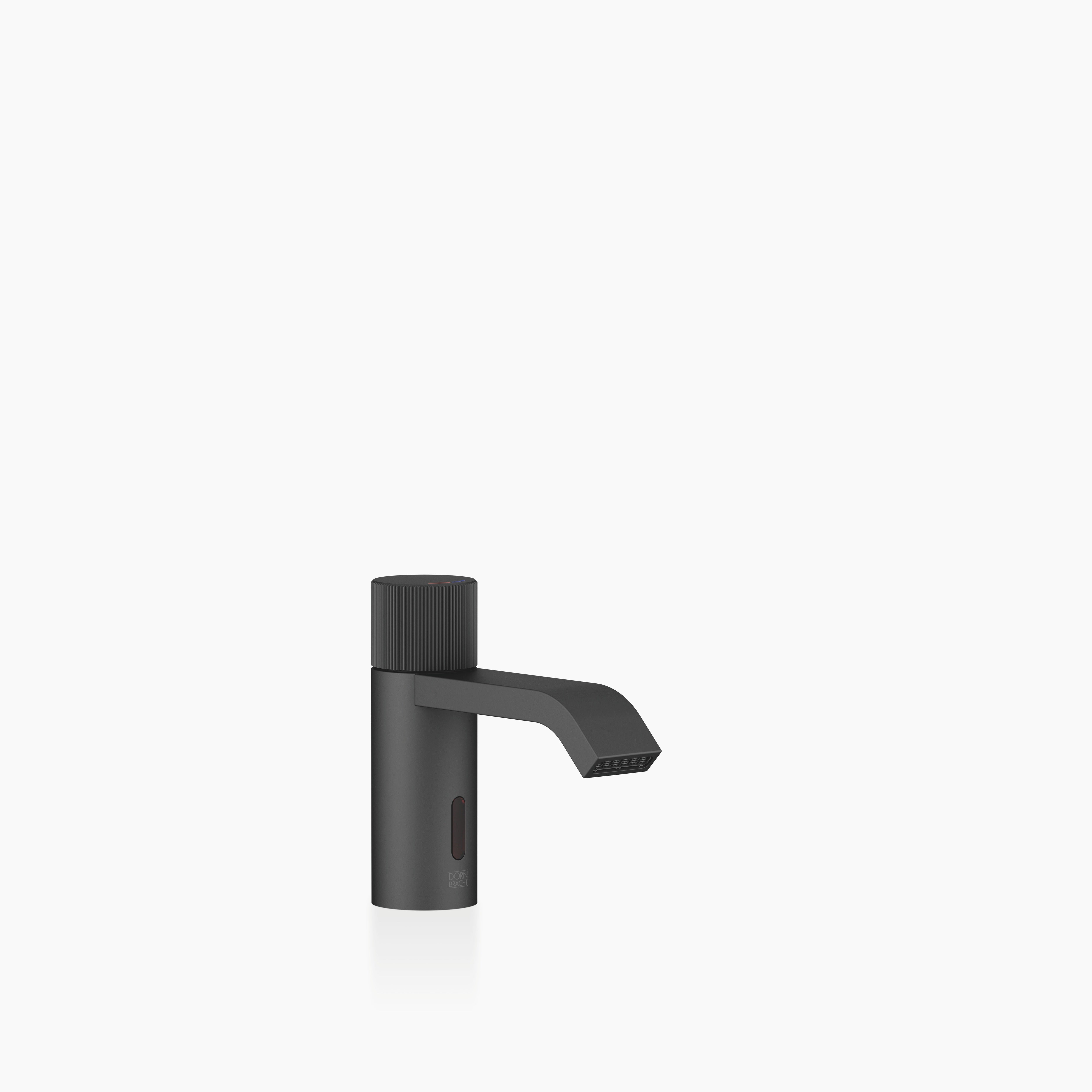 Imo Washstand Fitting With Electronic Opening And Closing Function Without Pop Up Waste Chrome II