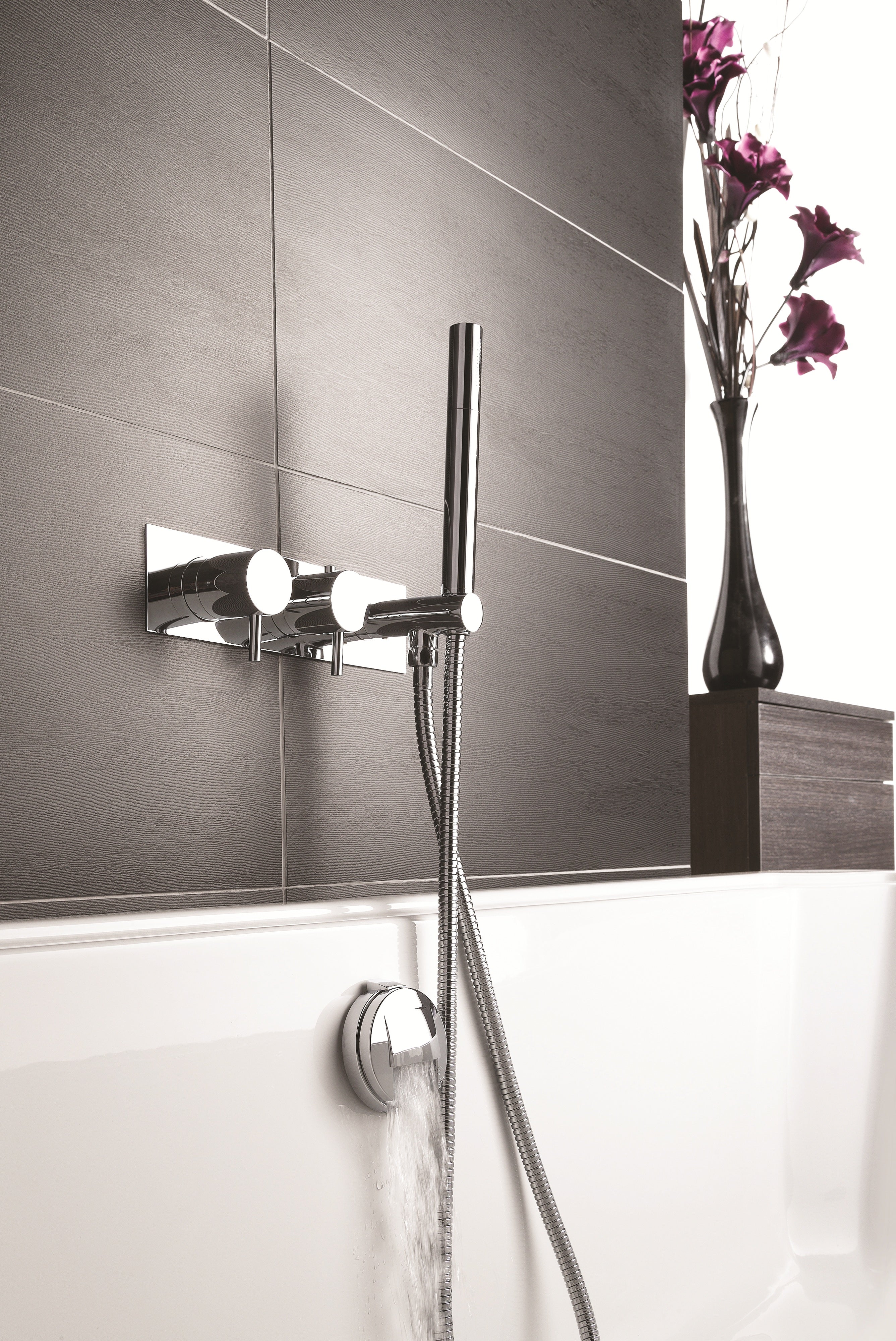 FLORENCE THERMOSTATIC CONCEALED
 2 OUTLET SHOWER VALVE
 WITH ATTACHED HANDSET