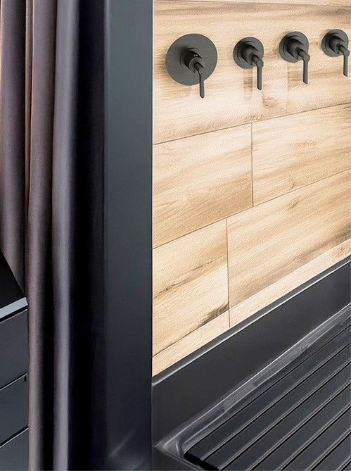 LAYLA - 4 Control Valve 3 Outlet - Cross