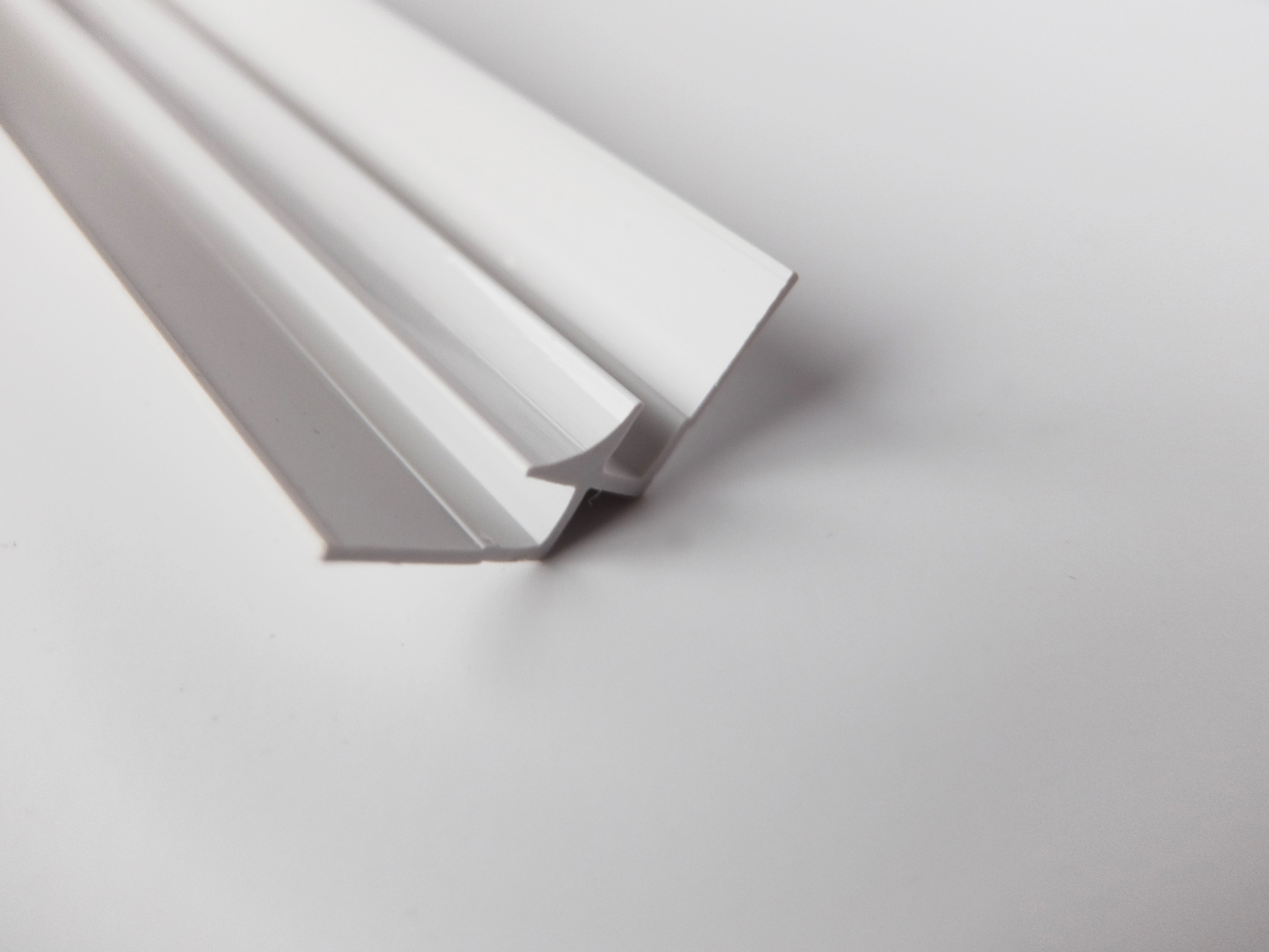 Nuance Internal Corner for Acrylic Panels