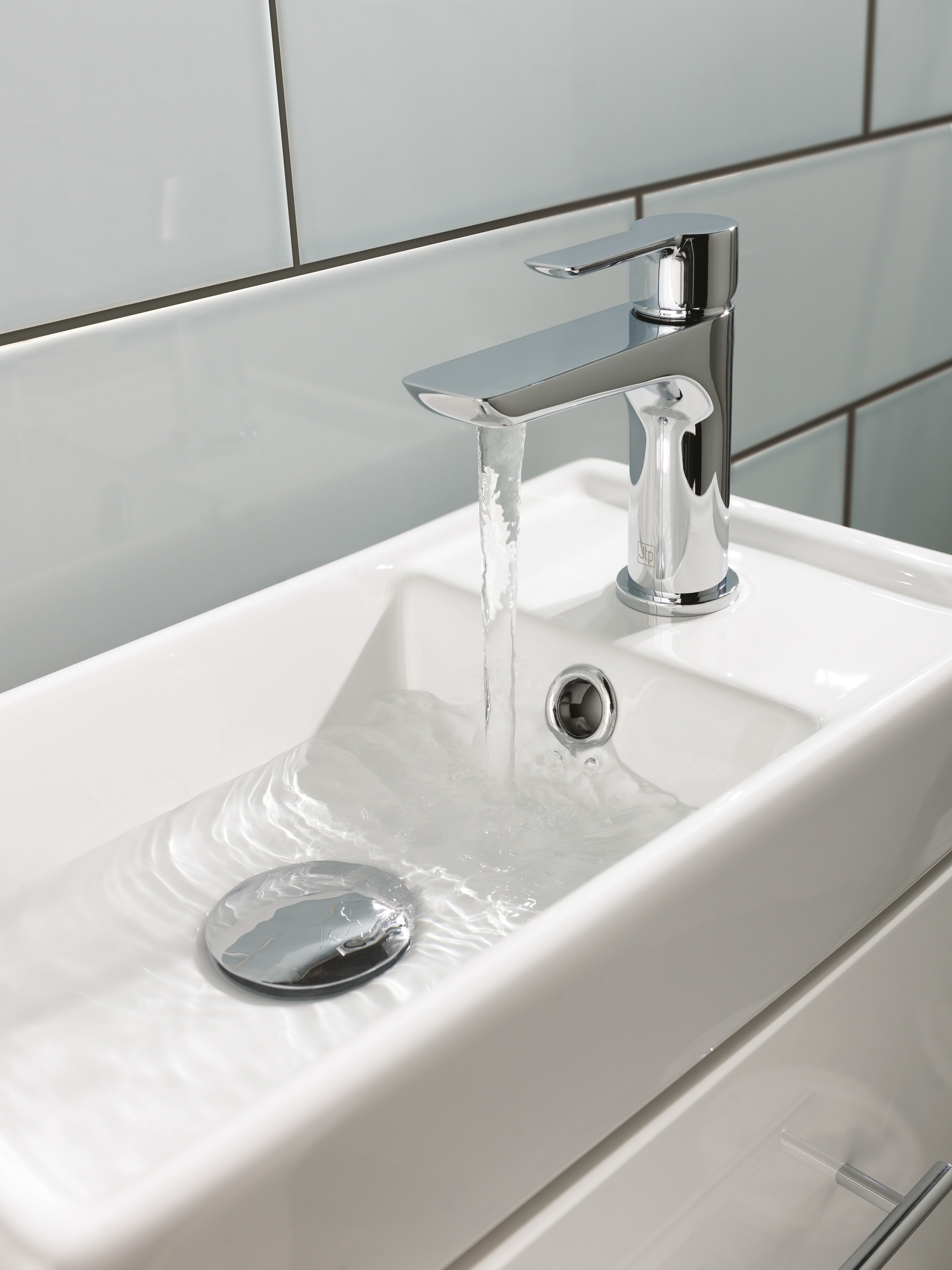 AMORE MINI SINGLE LEVER BASIN MIXER WITHOUT PUW