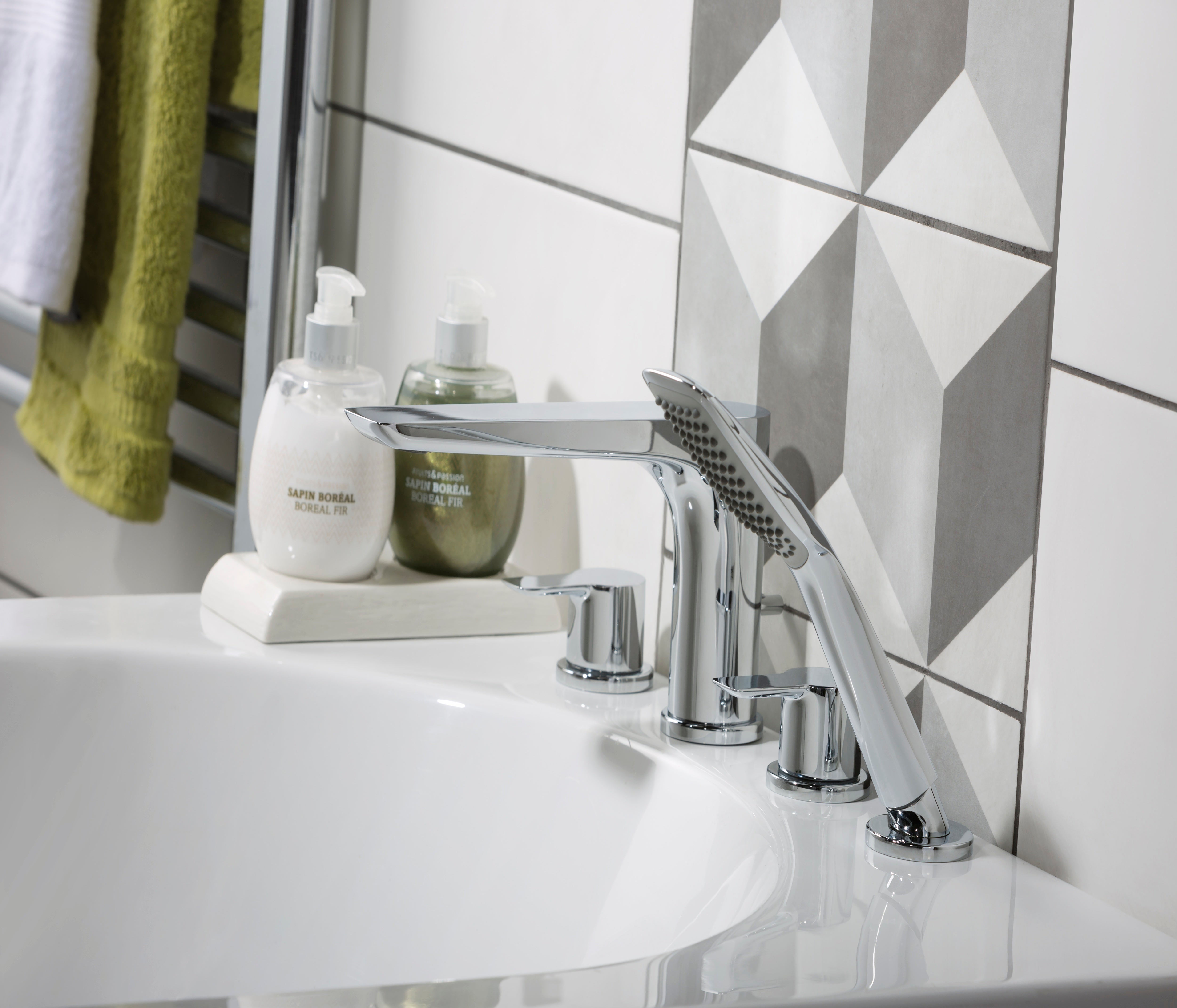 AMORE MINI SINGLE LEVER BASIN MIXER WITHOUT PUW