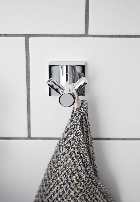 ATLANTA DOUBLE HOOK CHROME