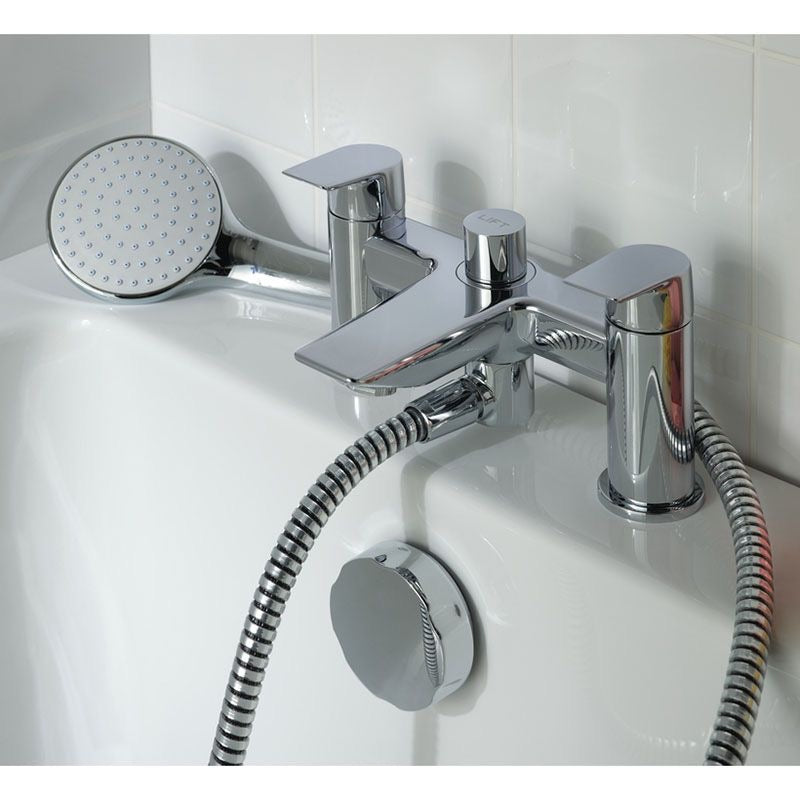 Idealrain round shower system kit with Idealrain 200mm round rainshower, Idealrain M3 3 function handspray, 1.75m Idealflex hose and diverter for exposed mixers