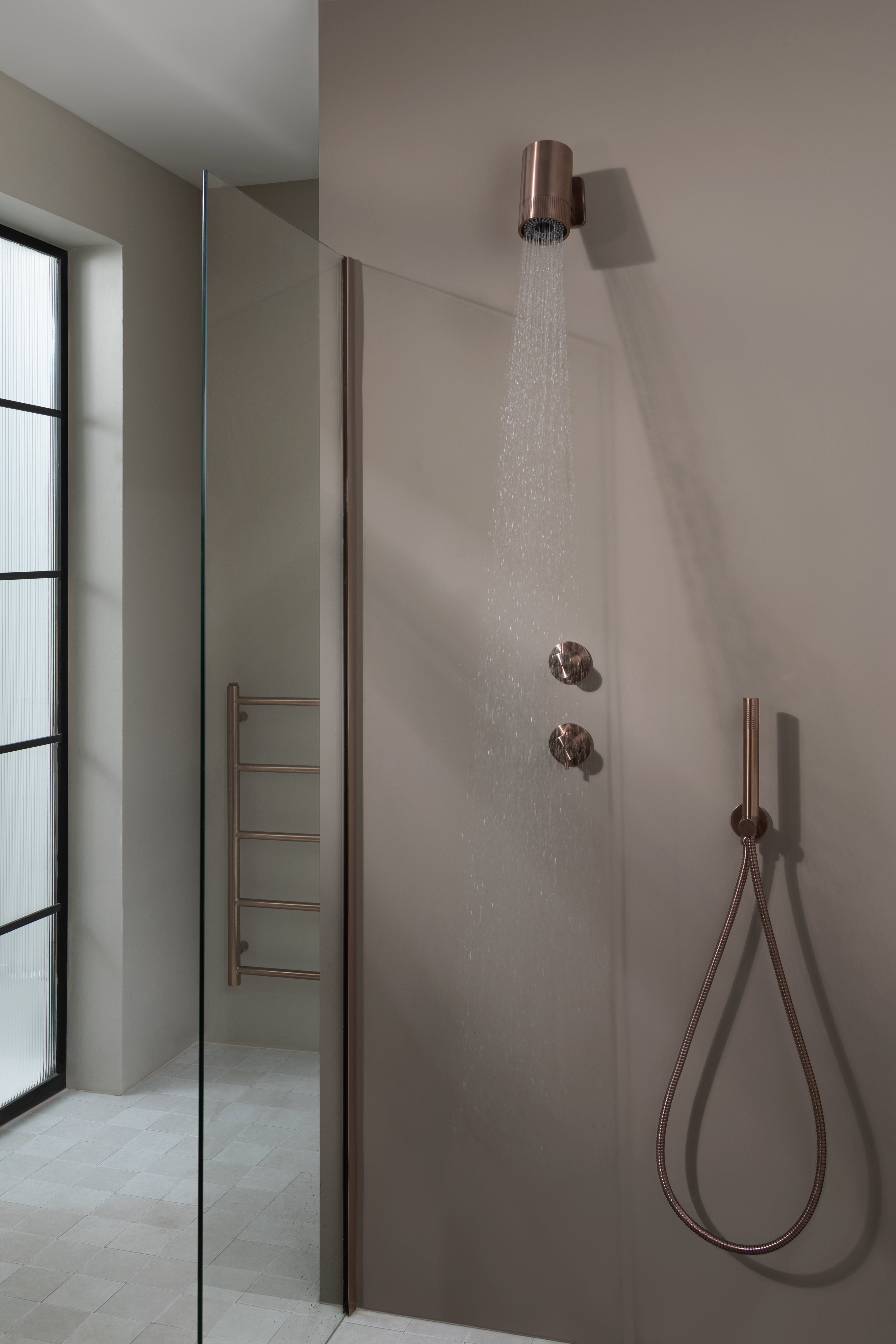 LUMEN SHOWER HEAD