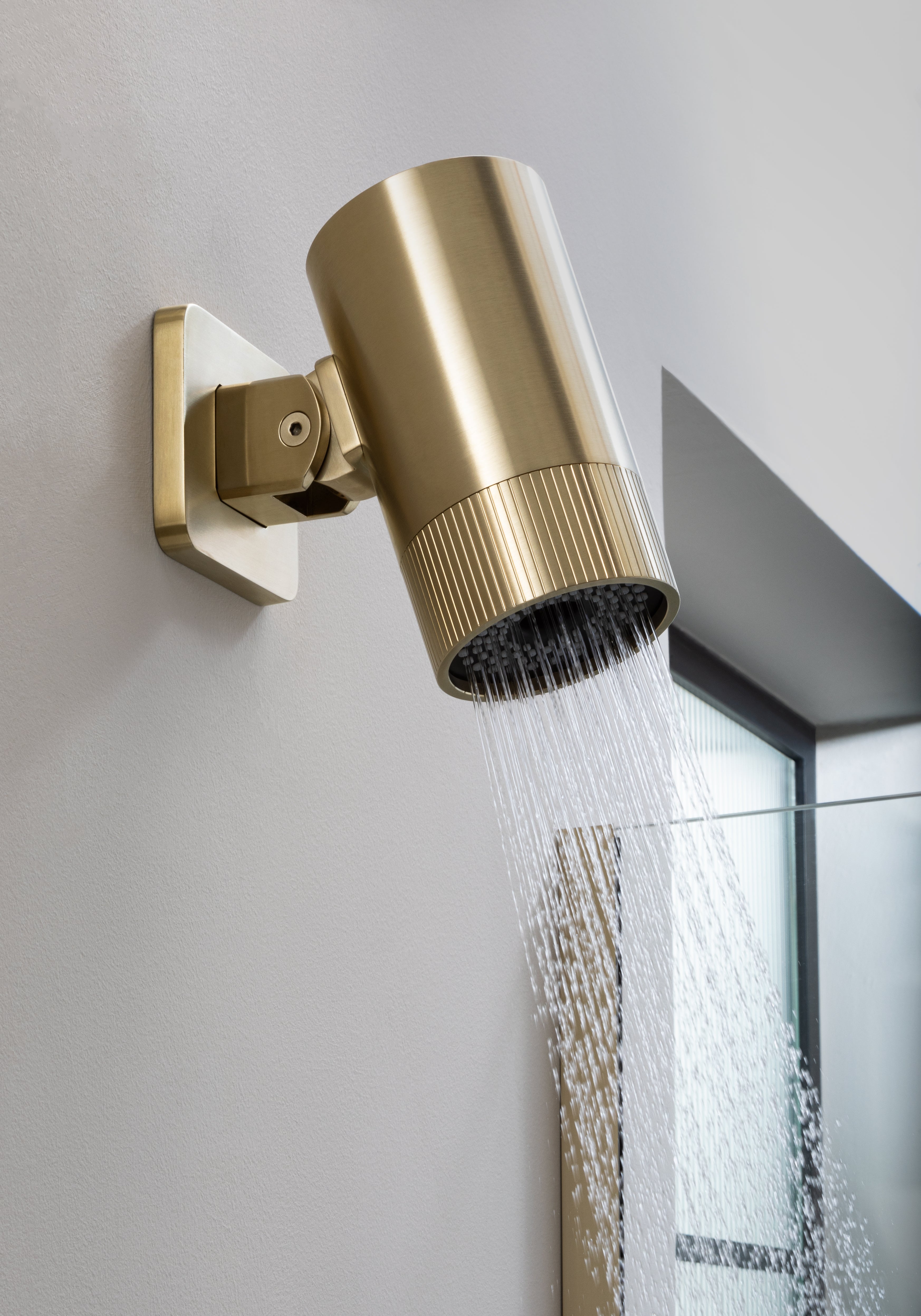 LUMEN SHOWER HEAD