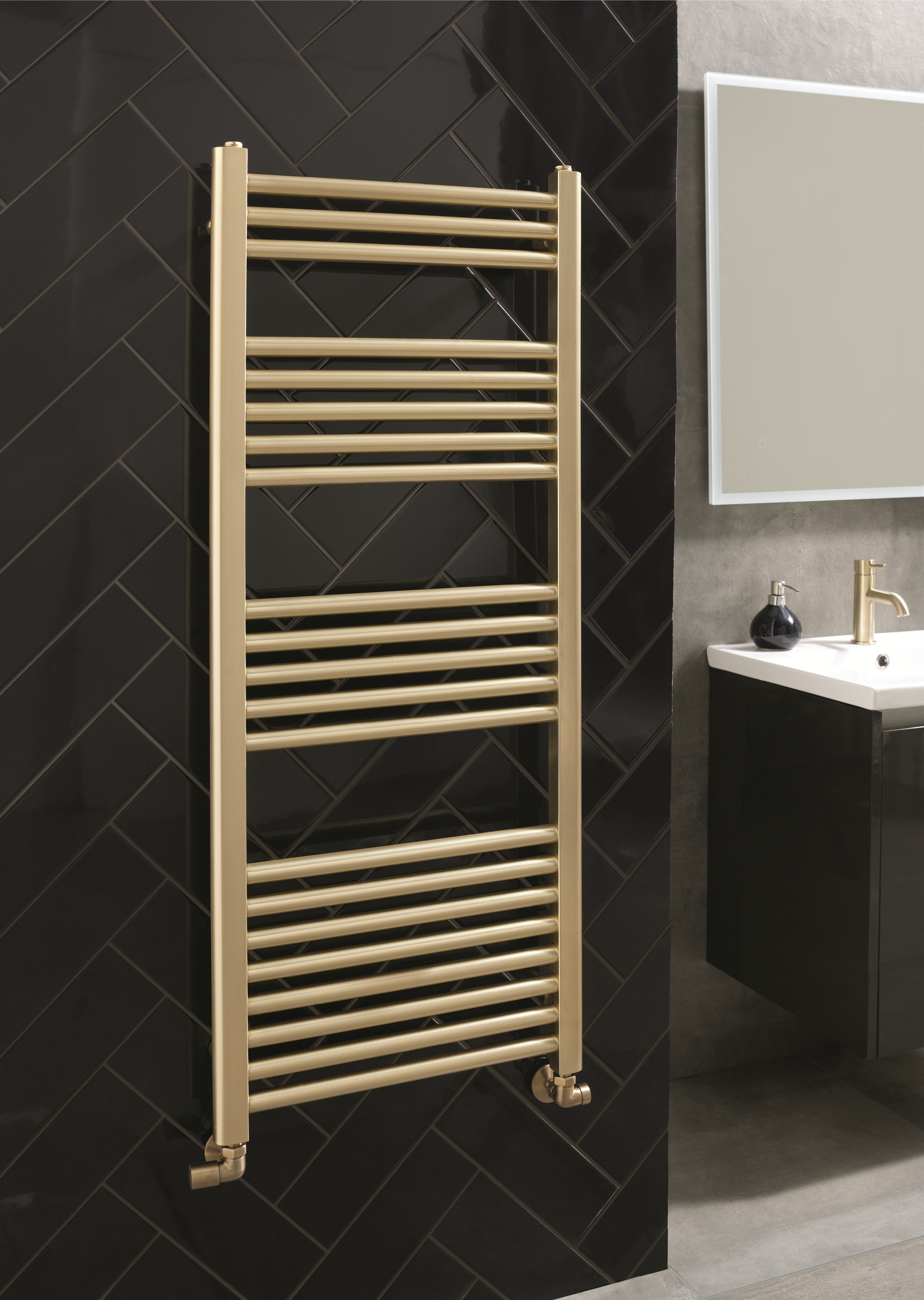VOS HEATED TOWEL RAIL 1200 X 500