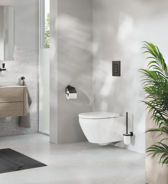 Grohe Euroceramic WC set including seat and lid - wall hung