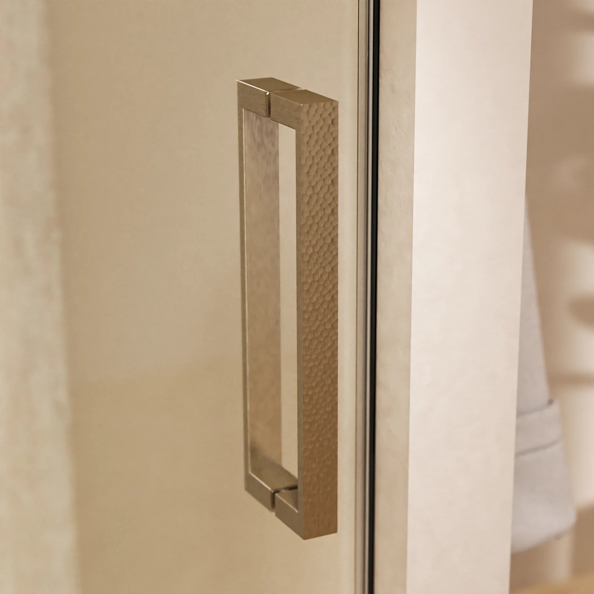 Asura Shower Door Handle
