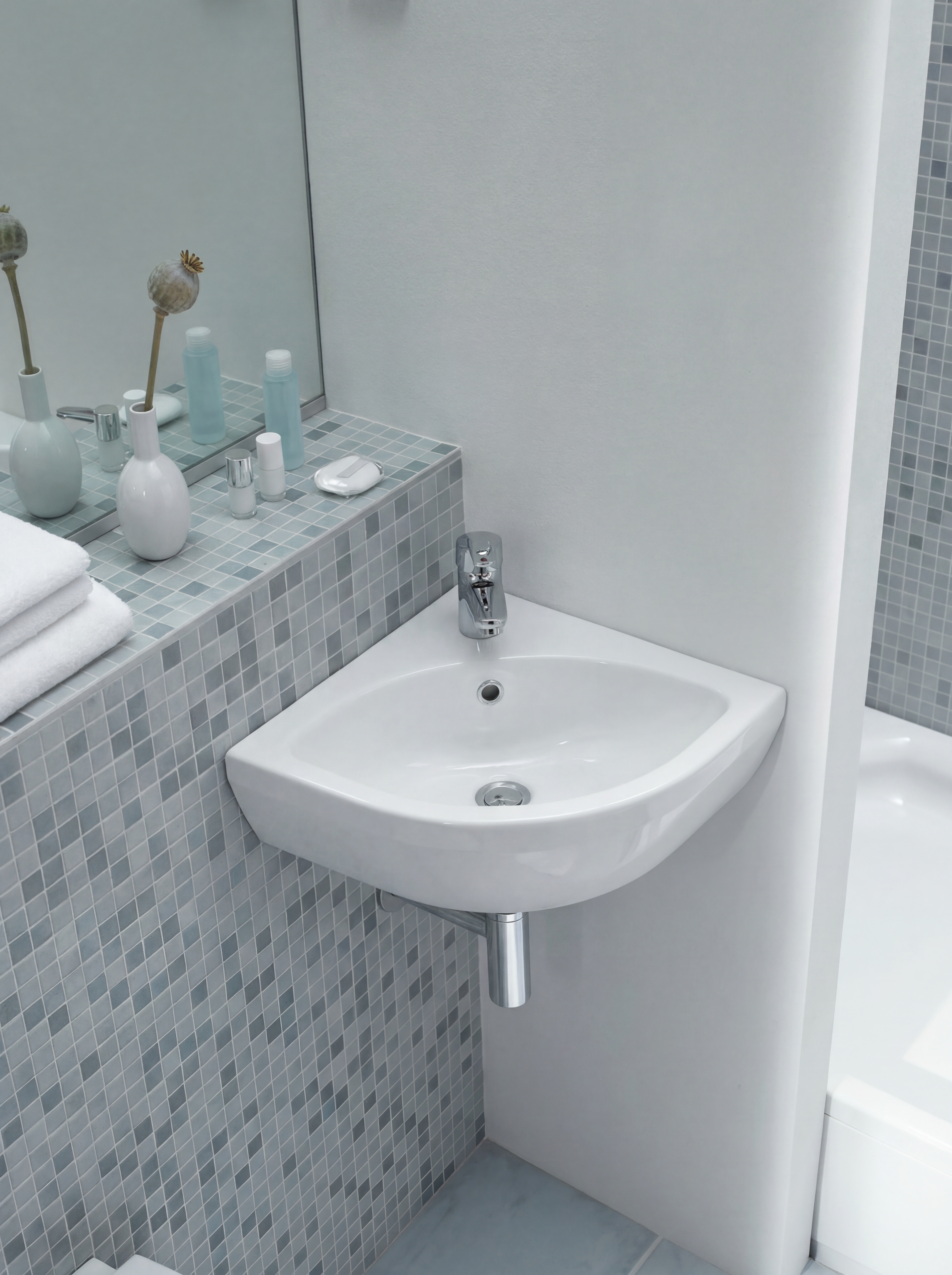 Corner Basin, 1Th, 40 cm